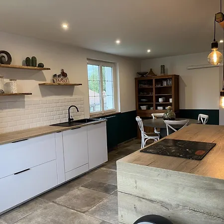 Vila La 170m2 - Calme, Piscine & Jeux